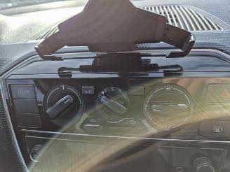 Volkswagen Up! 1.0 MPi picture 11