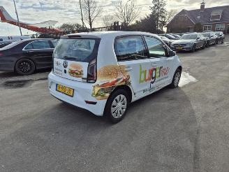 krockskadad bil auto Volkswagen Up! 1.0 MPi 2022/4