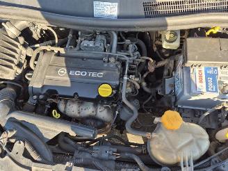 Opel Corsa 1.4 picture 8