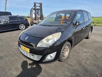 Renault Scenic 1.6 16v picture 3
