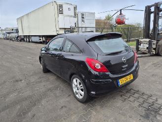 Opel Corsa 1.2 16v picture 2