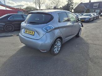 Schadeauto Renault Zoé R90 2017/1