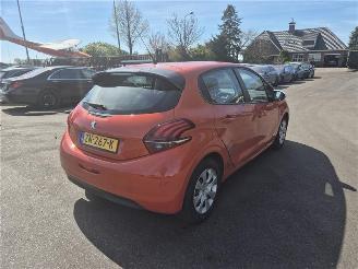 Unfallwagen Peugeot 208 1.2 Vti 2019/6