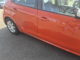 Peugeot 208 1.2 Vti picture 8