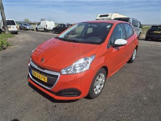 Peugeot 208 1.2 Vti picture 3