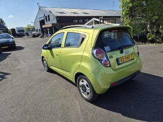 Chevrolet Spark 1.0 16v picture 2
