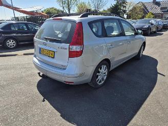 Schadeauto Hyundai I-30 Crosswagon 1.4 2010/4