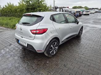 demontáž osobní automobily Renault Clio 1.5 dCi 2017/1