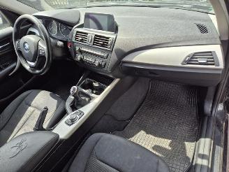 BMW 1-serie 116i picture 8