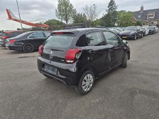 Vaurioauto  passenger cars Peugeot 108 1.0 12v VVT 2022/1