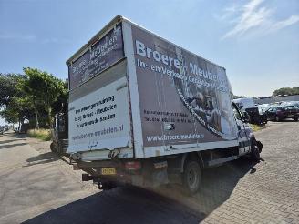 Uttjänta bilar bedrijf Iveco New daily  2013/1