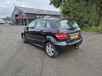 Mercedes B-klasse 180 CDi picture 2