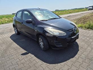 Mazda 2 1.3 picture 4