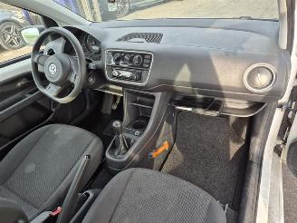 Volkswagen Up! 1.0 12v picture 6