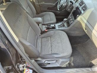 Volkswagen Golf 1.0 TSi picture 8