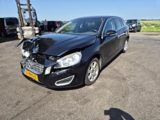 Volvo V-60 T3 picture 3