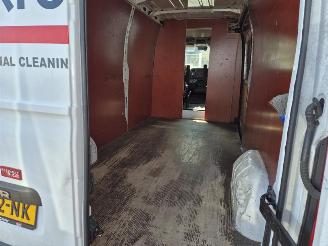 Renault Master 2.3 dCi picture 11