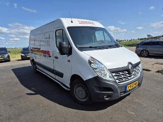 Renault Master 2.3 dCi picture 4