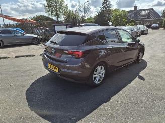 Vaurioauto  passenger cars Opel Astra 1.0 Turbo 2016/3