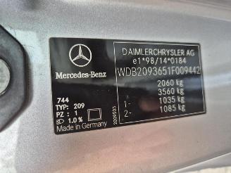 Mercedes CLK 320 picture 8