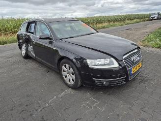 Audi A6 avant 2.4 V6 picture 4