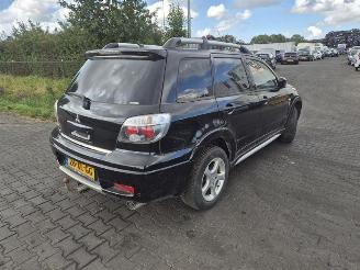 Purkuautot passenger cars Mitsubishi Outlander 2.4 2006/5