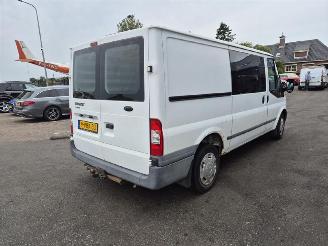 skadebil bedrijf Ford Transit 2.2 TDCi Dubbelcabina 2011/10