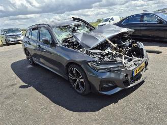 BMW 3-serie 318i Touring picture 4
