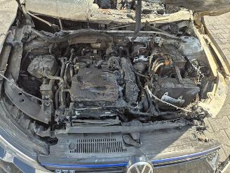 Volkswagen Golf GTE picture 5