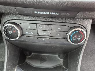 Ford Fiesta 1.0 EcoBoost picture 10