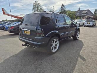 krockskadad bil auto Mercedes ML ML 320 1998/11