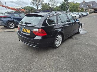  BMW 3-serie 325i Touring 2005/11