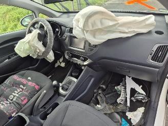 Kia Rio 1.2 picture 5