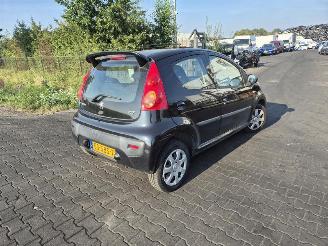 Purkuautot passenger cars Peugeot 107 1.0 12v 2011/9