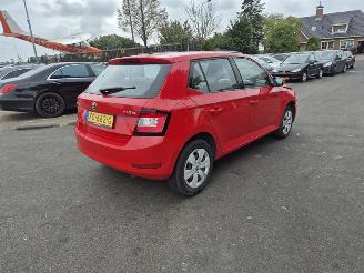 skadebil auto Skoda Fabia 1.0 12v 2018/12