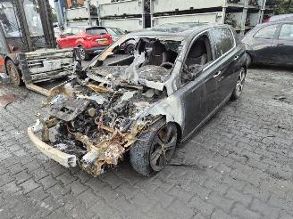 Peugeot 308 2.0 GTb HDi picture 3