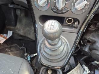 Suzuki Splash 1.0 picture 7