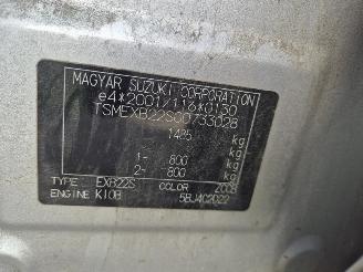 Suzuki Splash 1.0 picture 8