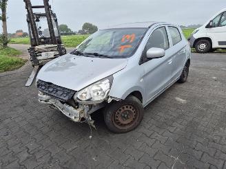 Mitsubishi Space-star 1.0 picture 3