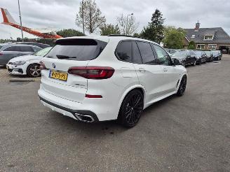 Vaurioauto  passenger cars BMW X5 XDRIVE45E 2021/3