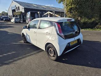 Toyota Aygo 1.0 12v picture 2
