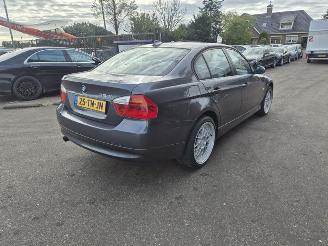Vrakbiler auto BMW 3-serie 320i 2006/11
