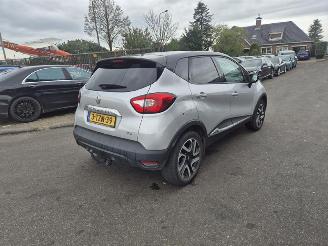 skadebil auto Renault Captur 0.9 TCe 2014/6