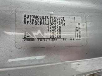 Peugeot 108 1.0 12v picture 9