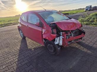 Toyota Aygo 1.0 12v picture 4