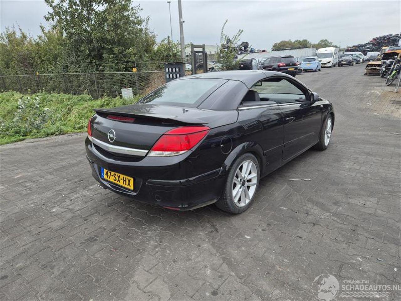Opel Astra Twin Top 1.8