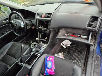 Honda Accord 2.0 picture 5