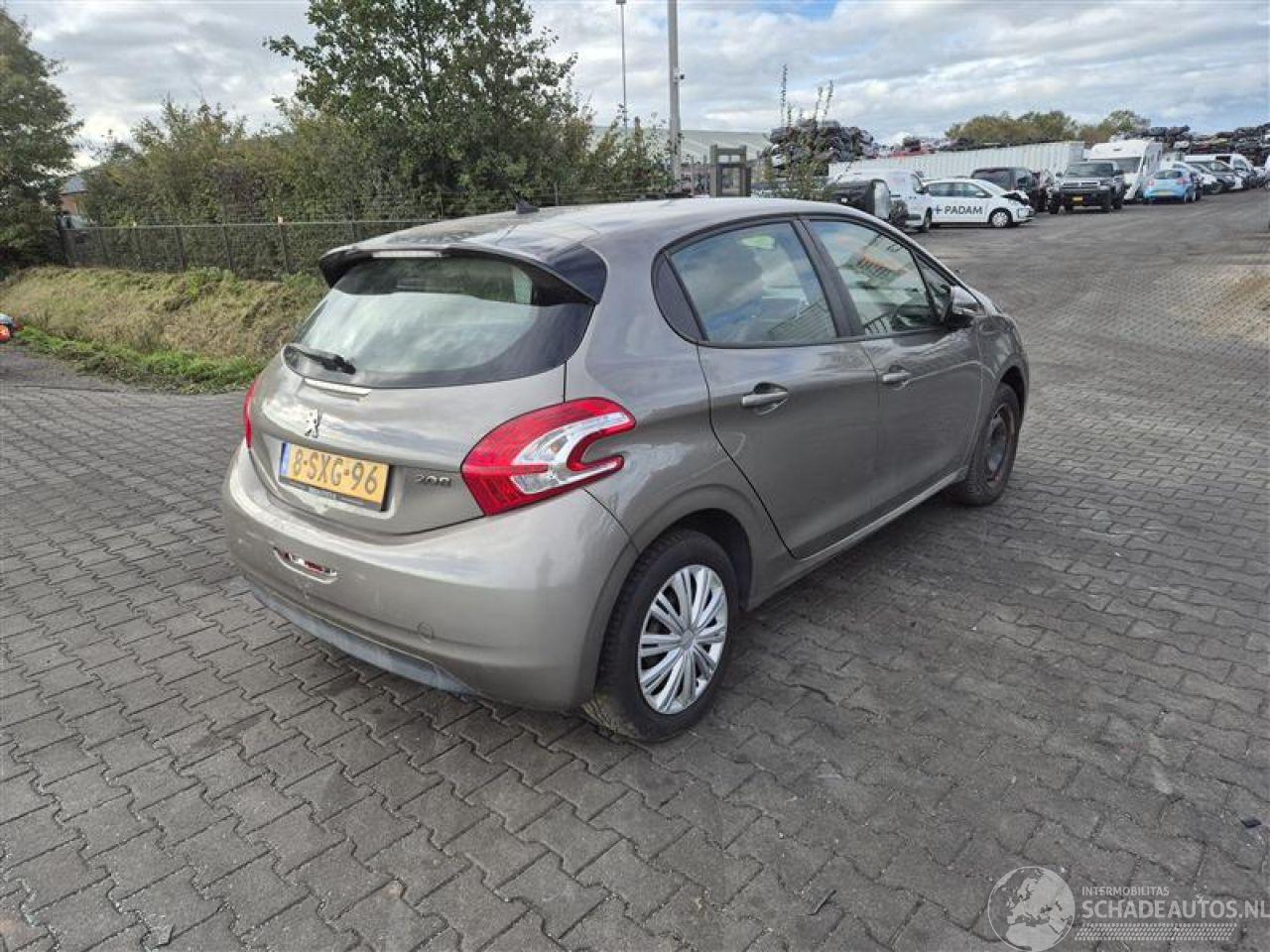Peugeot 208 1.0 Vti