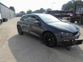 Coche siniestrado Volkswagen Scirocco Scirocco (137/13AD), Hatchback 3-drs, 2008 / 2017 1.4 TSI 122 16V 2010/5