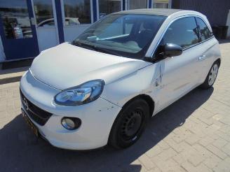 Auto da rottamare Opel Adam Adam, Hatchback 3-drs, 2012 / 2019 1.0 Ecotec 12V SIDI Turbo 2015/3